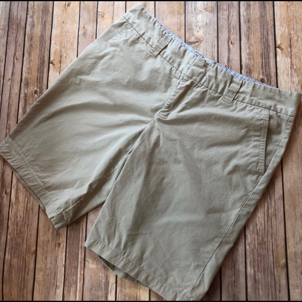 Women’s Tommy Hilfiger Chino Shorts